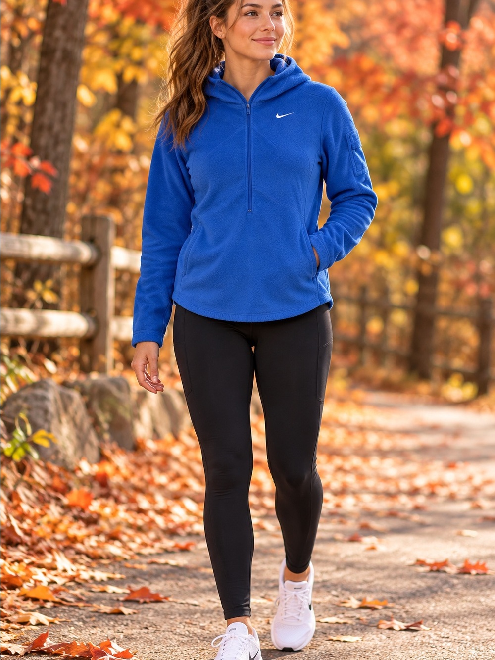 Nike Therma-FIT Women's S Royal Blue Quarter Zip Fleece Hoodie Pullover